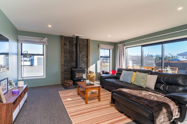 Photo of property in 5 Unwin Place, Twizel, 7901