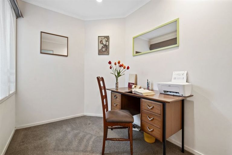 Photo of property in 529c Devonport Road, Tauranga South, Tauranga, 3112