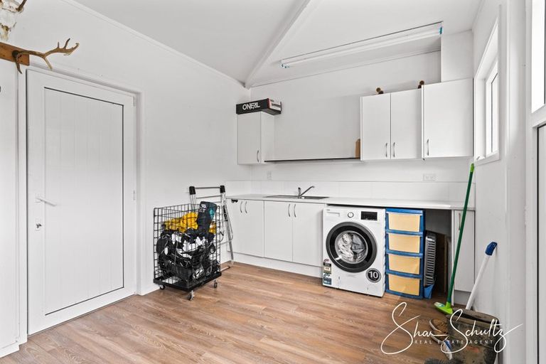 Photo of property in 1122 Whakapirau Road, Whakapirau, Maungaturoto, 0583