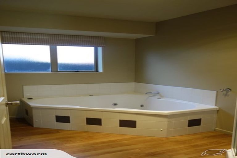 Photo of property in 83 Broadhaven Avenue, Parklands, Christchurch, 8083