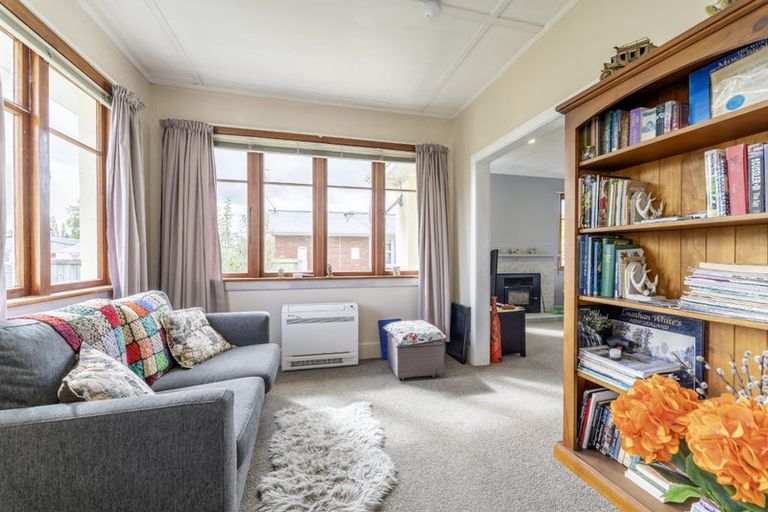 Photo of property in 26 Rhodes Street, Waimate, 7924