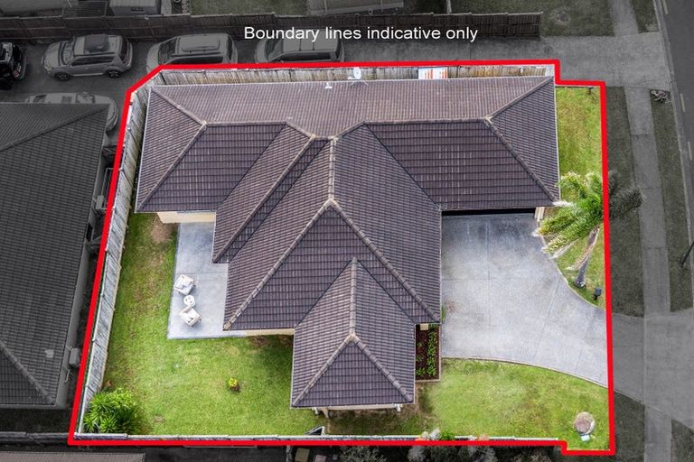 Photo of property in 8 Gilford Place, East Tamaki Heights, Auckland, 2016