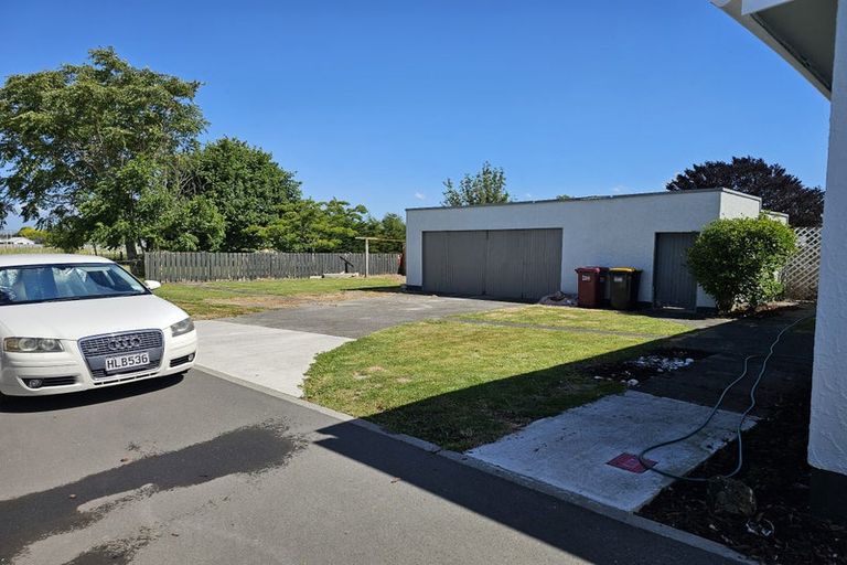 Photo of property in 25 Wyndham Street, Carterton, 5713