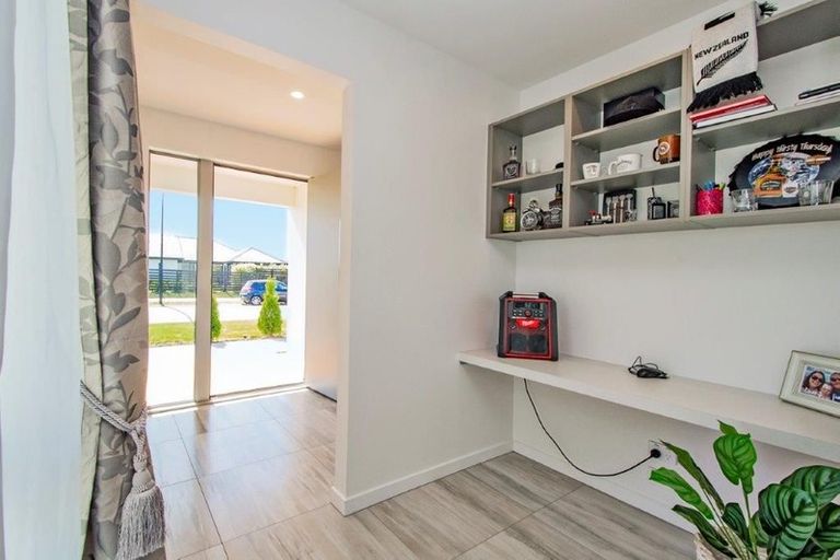 Photo of property in 2 Charlbury Drive, Rolleston, 7615