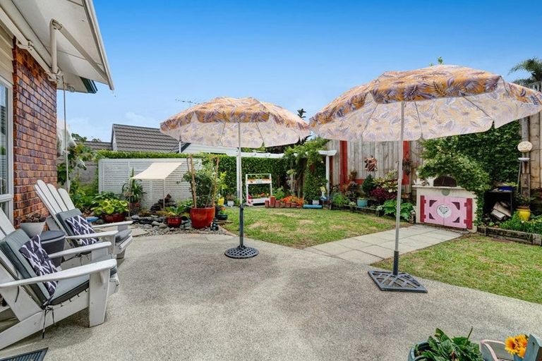 Photo of property in 13 Andre Rise, Stanmore Bay, Whangaparaoa, 0932