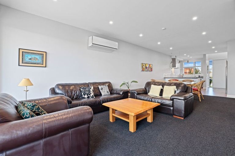 Photo of property in 23 Dow Square, Wigram, Christchurch, 8025