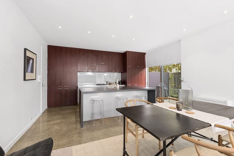 Photo of property in 18 Marriner Street, Sumner, Christchurch, 8081