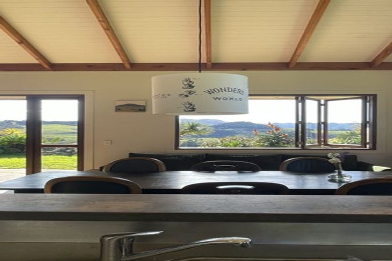 Photo of property in 1279 Leigh Road, Matakana, Warkworth, 0985