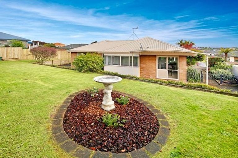 Photo of property in 21 Lochinver Drive, Nawton, Hamilton, 3200