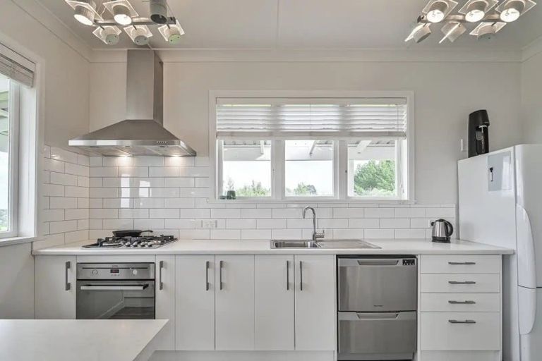 Photo of property in 438 Aropaoanui Road, Tangoio, Napier, 4181