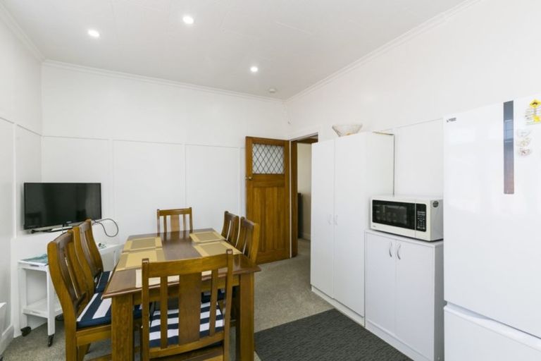 Photo of property in 43 Tirangi Road, Rongotai, Wellington, 6022