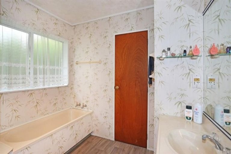 Photo of property in 9 Green Lane, Pukekohe, 2120