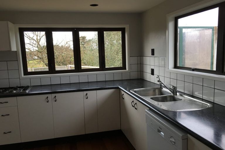 Photo of property in 276 Clarks Beach Road, Clarks Beach, Pukekohe, 2679