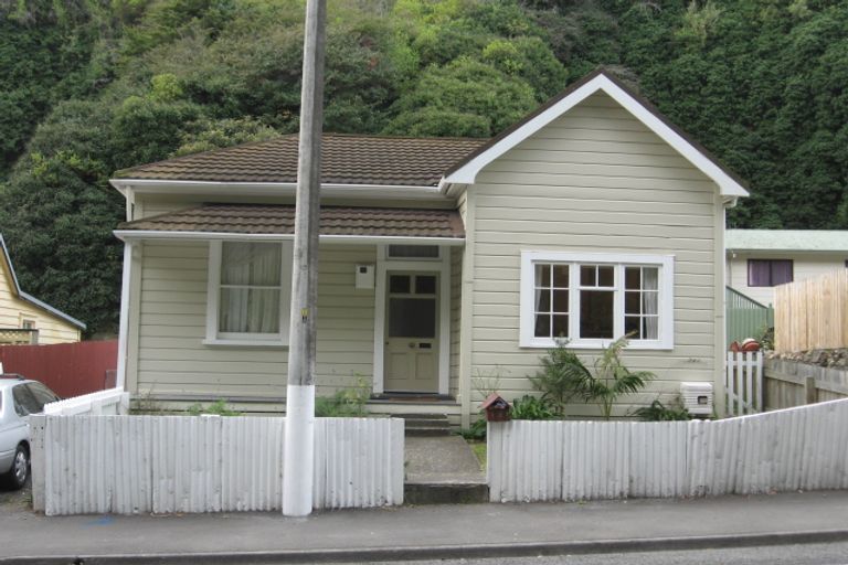 Photo of property in 137 Shakespeare Road, Bluff Hill, Napier, 4110