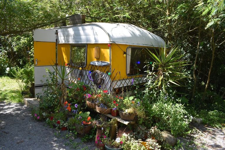 Photo of property in 40 Kaitawa Road, Hautere, Otaki, 5582