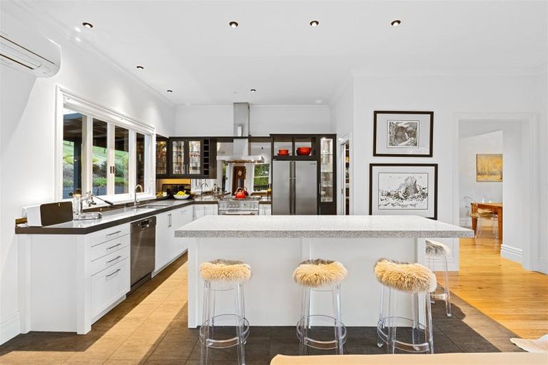 Photo of property in 340 Paremoremo Road, Paremoremo, Auckland, 0632