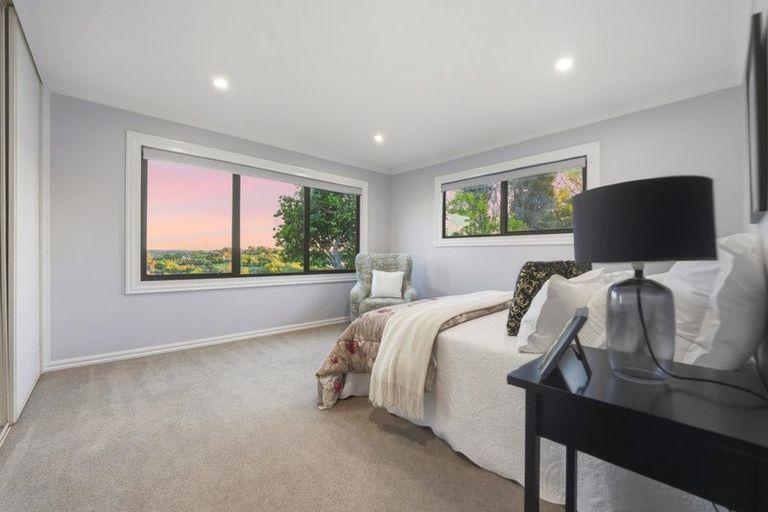 Photo of property in 45 Pohutukawa Avenue, Shelly Park, Auckland, 2014