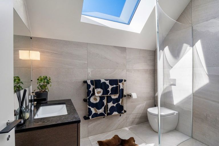 Photo of property in 18b Maunganui Road, Mount Maunganui, 3116