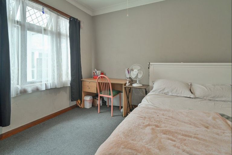 Photo of property in 402d Queen Street East, Hastings, 4122