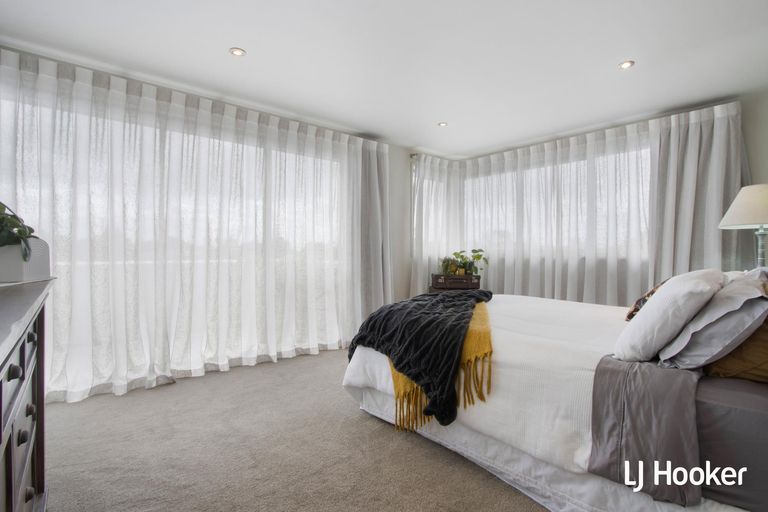 Photo of property in 28 Reo Crescent, Waihi Beach, 3611