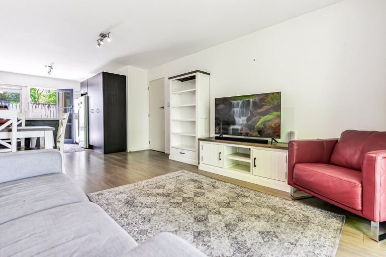 Photo of property in 3/6 Liverpool Street, Hamilton Central, Hamilton, 3204