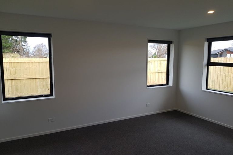 Photo of property in 4 Dallimore Drive, Belfast, Christchurch, 8051