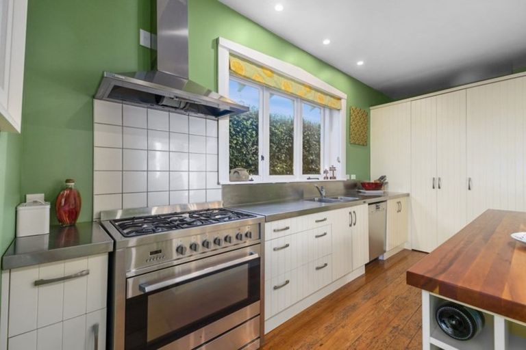 Photo of property in 66 Woburn Road, Woburn, Lower Hutt, 5010