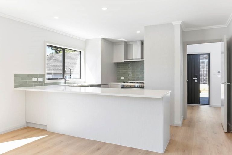 Photo of property in 27a Cleary Road, Panmure, Auckland, 1060