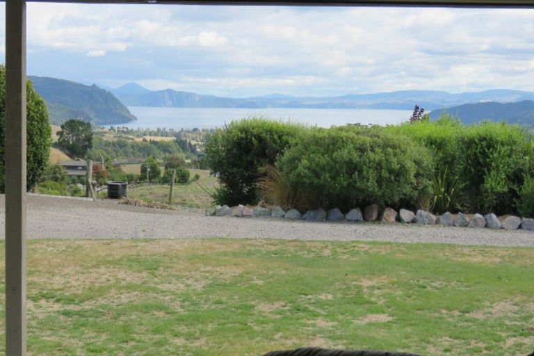 Photo of property in 12 Hepina Heights, Kinloch, Taupo, 3377