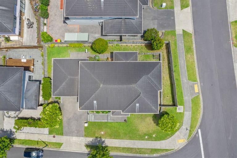 Photo of property in 30 Bellagio Way, Flat Bush, Auckland, 2019
