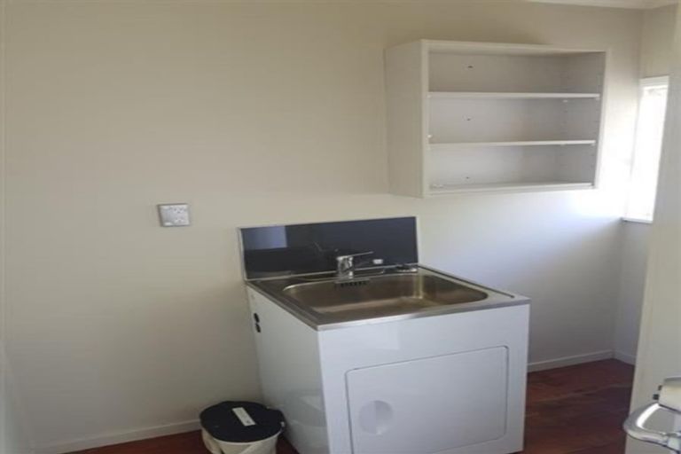 Photo of property in 2/22 Union Street, Papakura, 2110