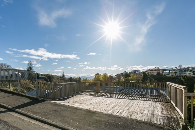 Photo of property in 5 Fitzroy Road, Bluff Hill, Napier, 4110