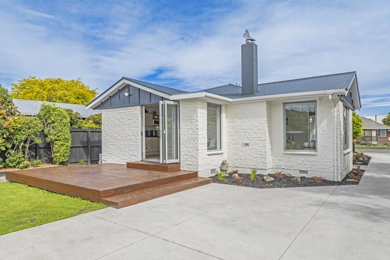 Photo of property in 17 Pahau Place, Cracroft, Christchurch, 8025