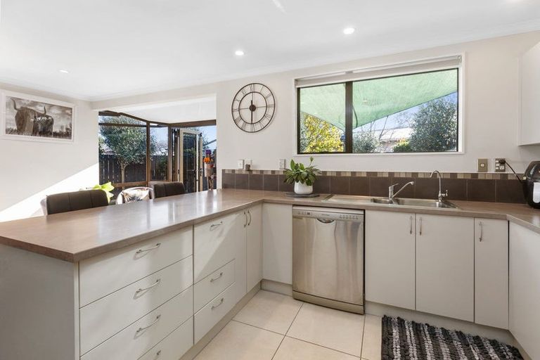 Photo of property in 5 Morton Place, Leamington, Cambridge, 3432