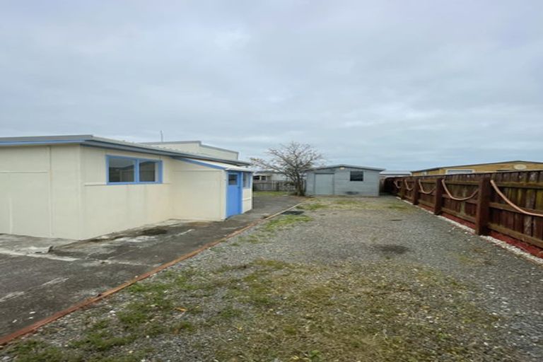 Photo of property in 51 Edinburgh Terrace, Foxton Beach, Foxton, 4815