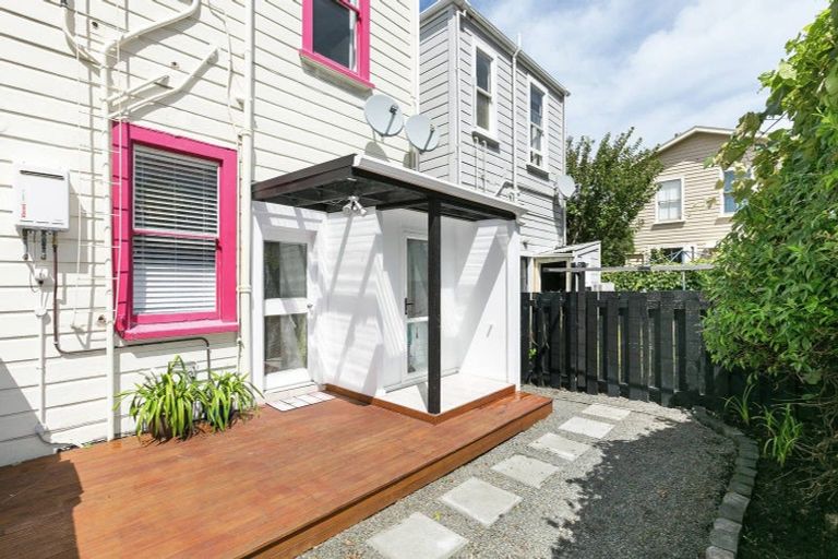 Photo of property in 82 Tinakori Road, Thorndon, Wellington, 6011