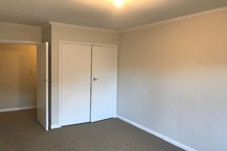 Photo of property in 7 Waiteata Road, Kelburn, Wellington, 6012