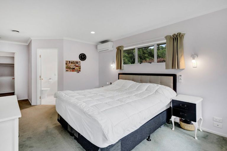 Photo of property in 4 Adam Lile Drive, Highlands Park, New Plymouth, 4312