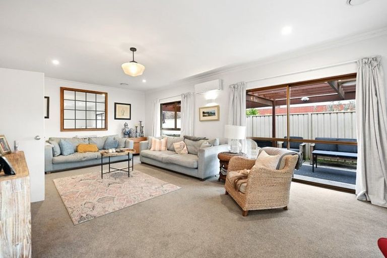 Photo of property in 50 Chedworth Avenue, Chedworth, Hamilton, 3210