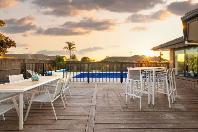 Photo of property in 28 Madison Street, Cambridge, 3434