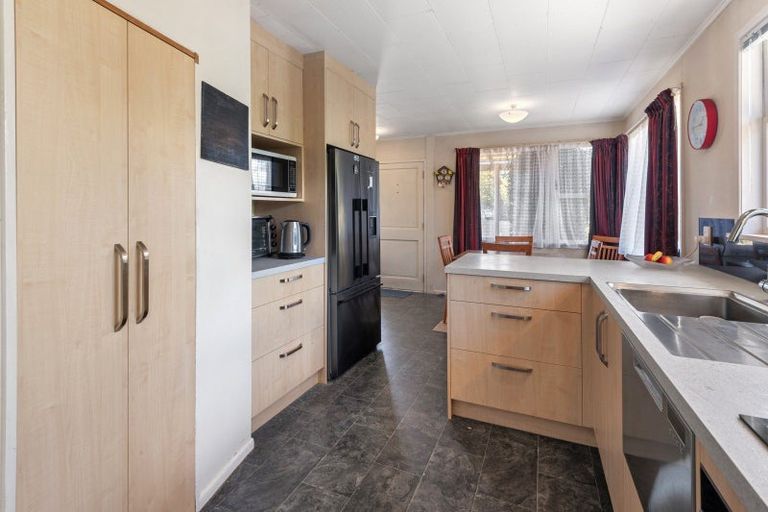 Photo of property in 15 Winston Street, Tikipunga, Whangarei, 0112