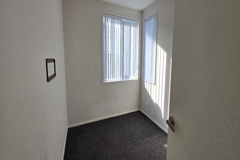 Photo of property in 3 Kanono Road, Takanini, 2110