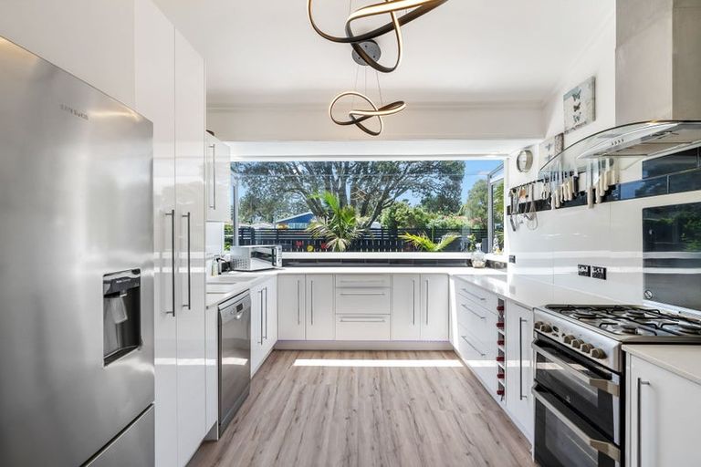 Photo of property in 4 Te Kamo Street, Ruakaka, 0116