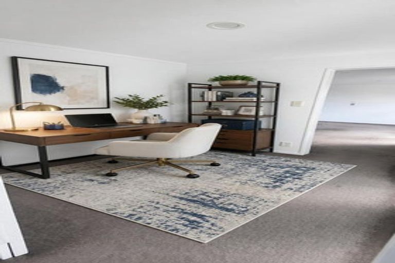 Photo of property in 11 Jean Place, Stanmore Bay, Whangaparaoa, 0932