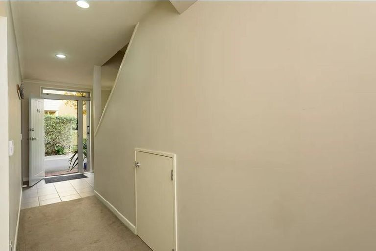 Photo of property in Marrakech Cafe, 46/305 Evans Bay Parade, Hataitai, Wellington, 6021