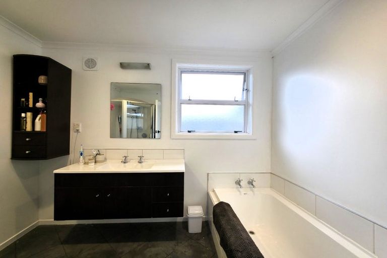 Photo of property in 1002 Outram Road, Akina, Hastings, 4122