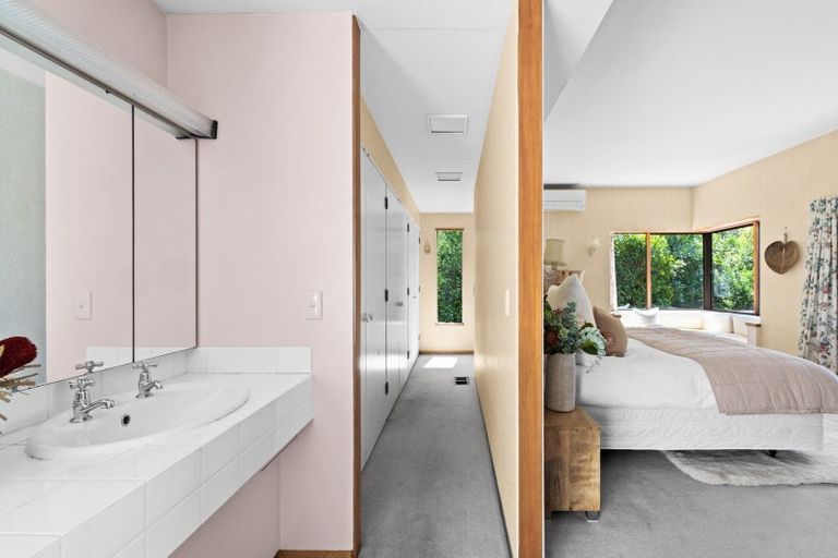 Photo of property in 3 Kopanga Road, Havelock North, 4130