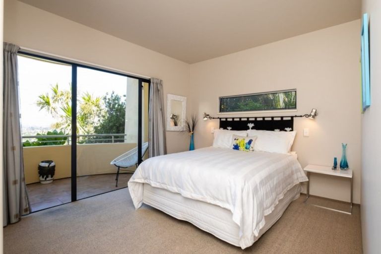 Photo of property in 32 Cumberland Rise, Taradale, Napier, 4112