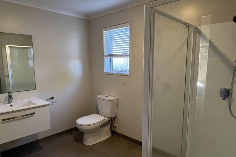 Photo of property in 24 Akeake Lane, Manurewa, Auckland, 2102