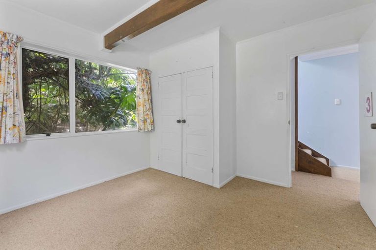 Photo of property in 11 South Road, Moturoa, New Plymouth, 4310